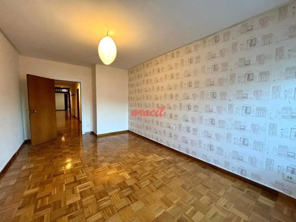 Piso de 267 m² en Ourense