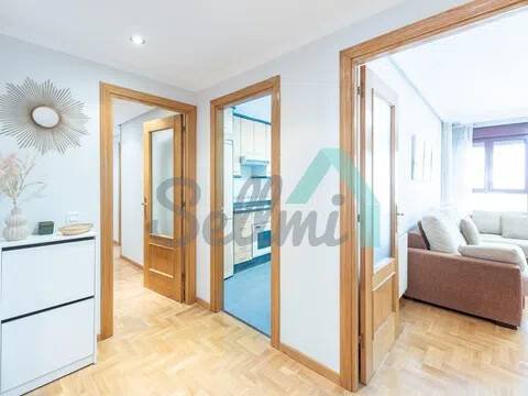 Pis de 91 m² a Oviedo