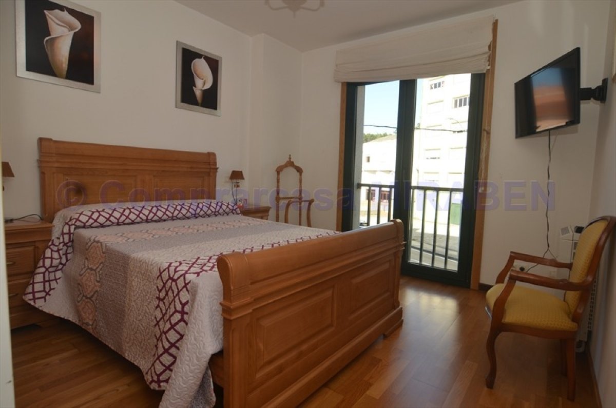 Piso de 90 m² en Boiro