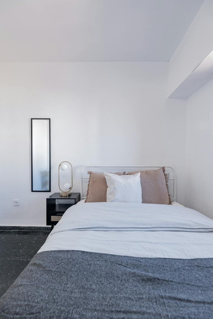 Chambre à louer, Valence