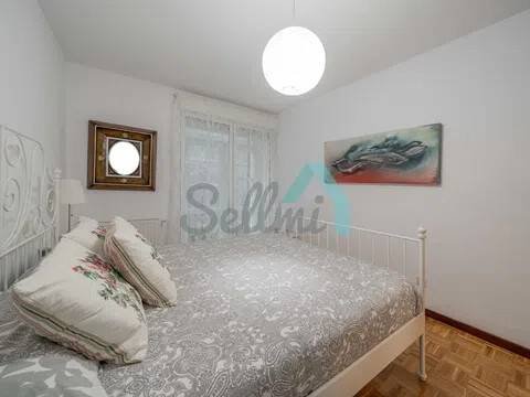Piso de 89 m² en Oviedo