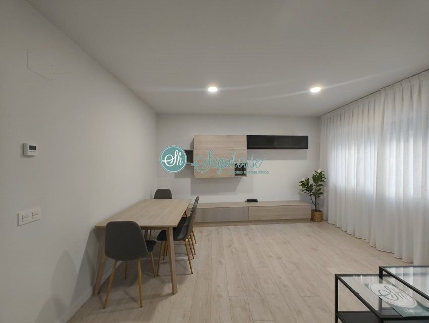 Piso de 90 m² en Segovia