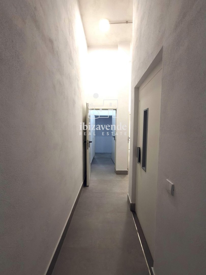 Дом 595 м² в Santa Eulària des Riu