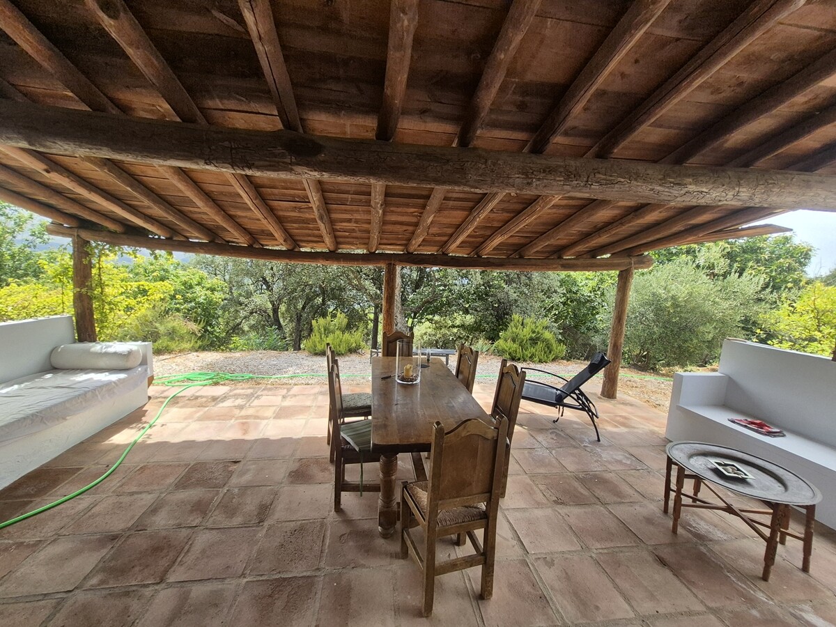 Квартира 225 м² в Jubrique