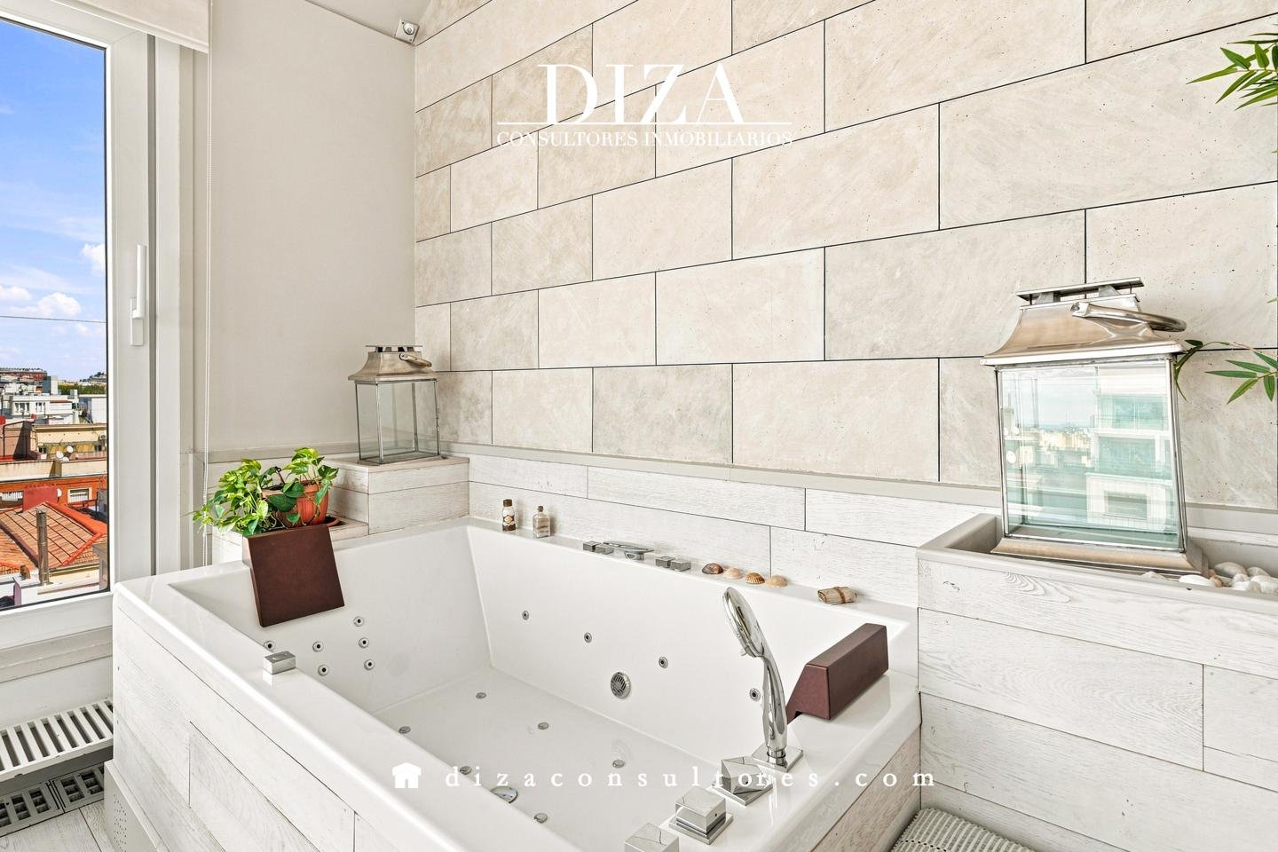 Wohnung 192 m² in Madrid