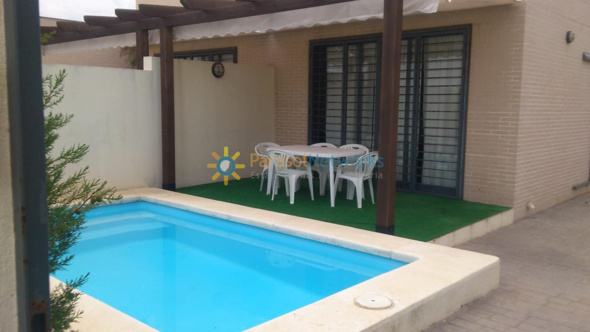 Piso de 85 m² en Oliva