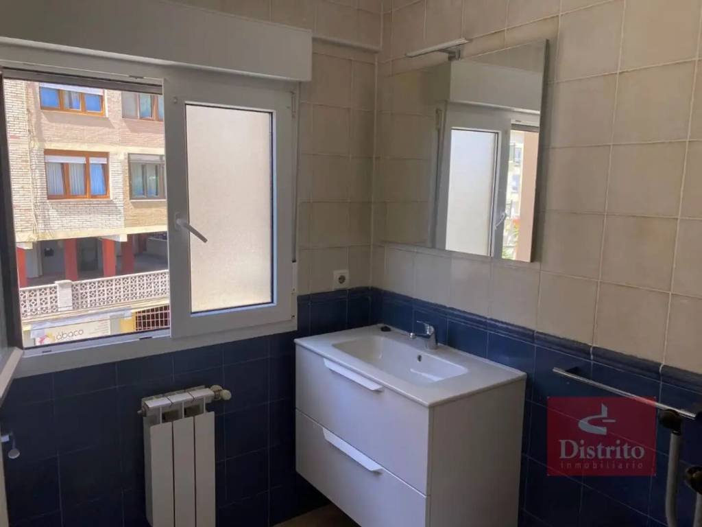 Piso de 60 m² en Santander