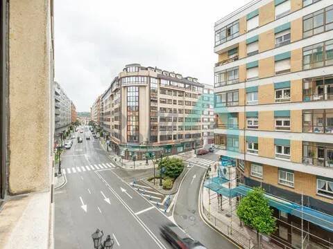 Piso de 64 m² en Oviedo