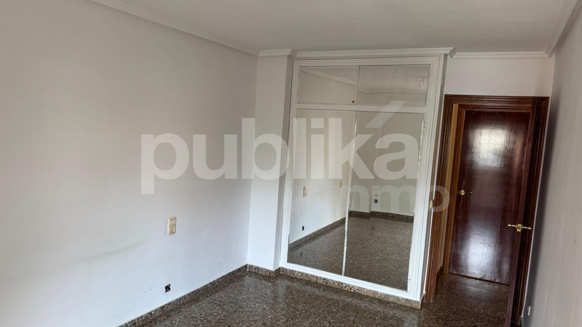 Pis de 98 m² a Xixona