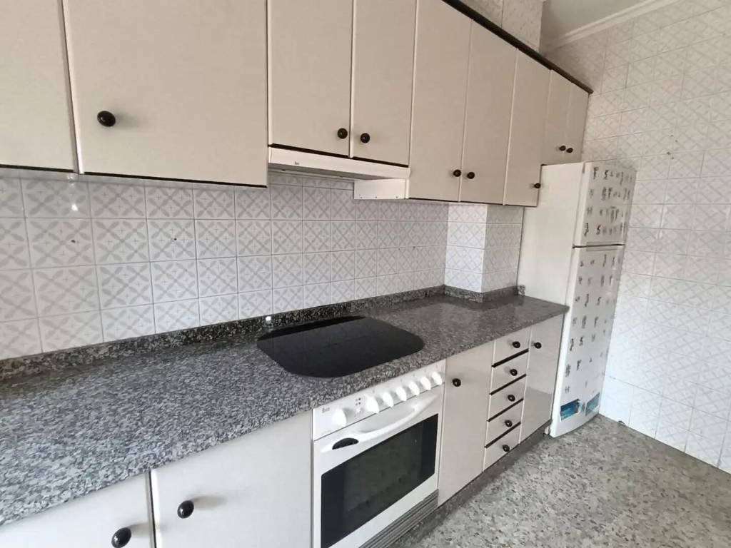 Piso de 144 m² en Ourense