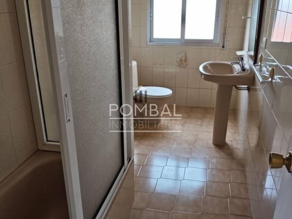 Casa de 97 m² en Parada de Sil