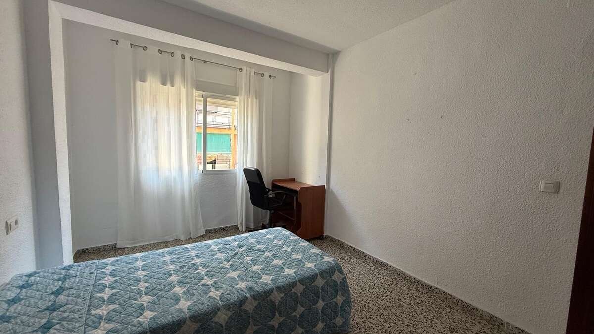 Piso de 80 m² en Granada