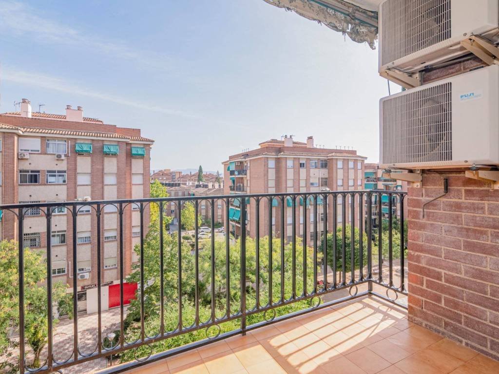 Piso de 115 m² en Granada