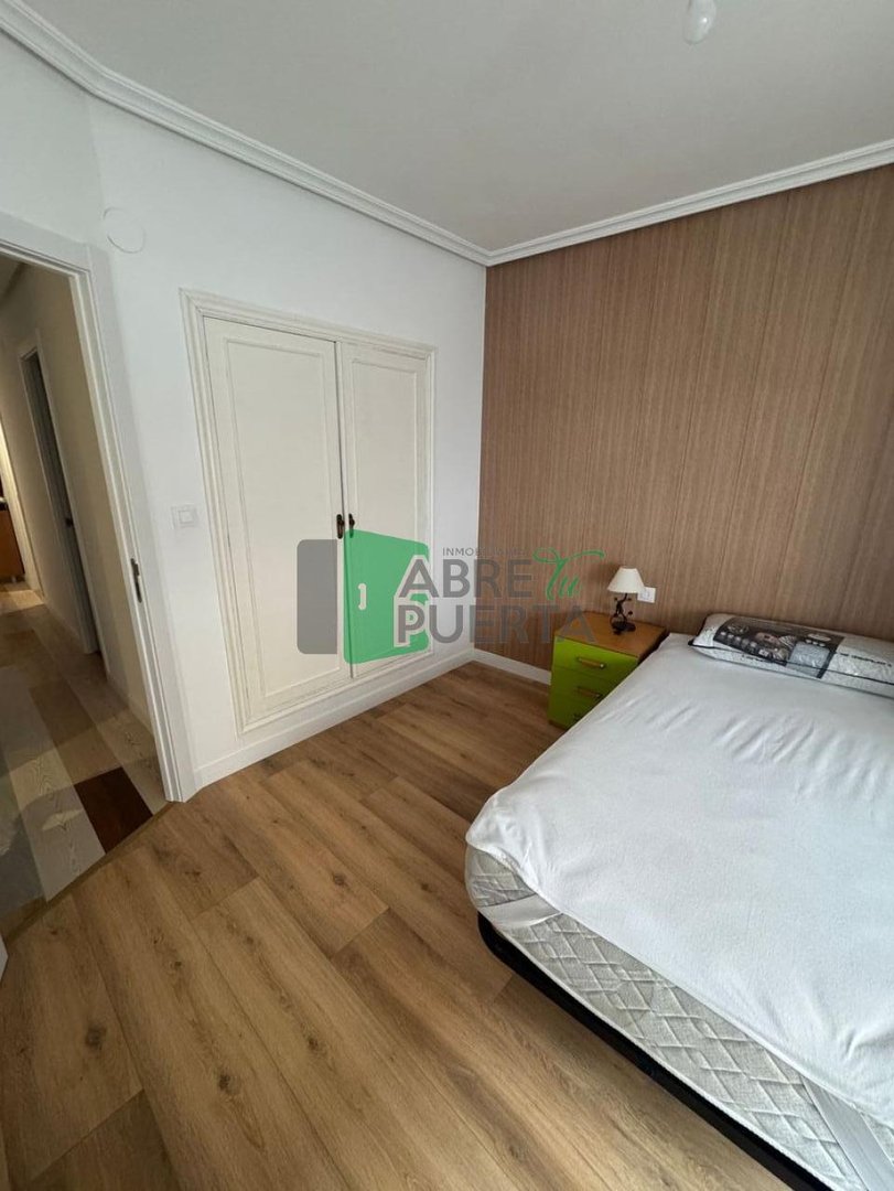 Piso de 115 m² en Ourense