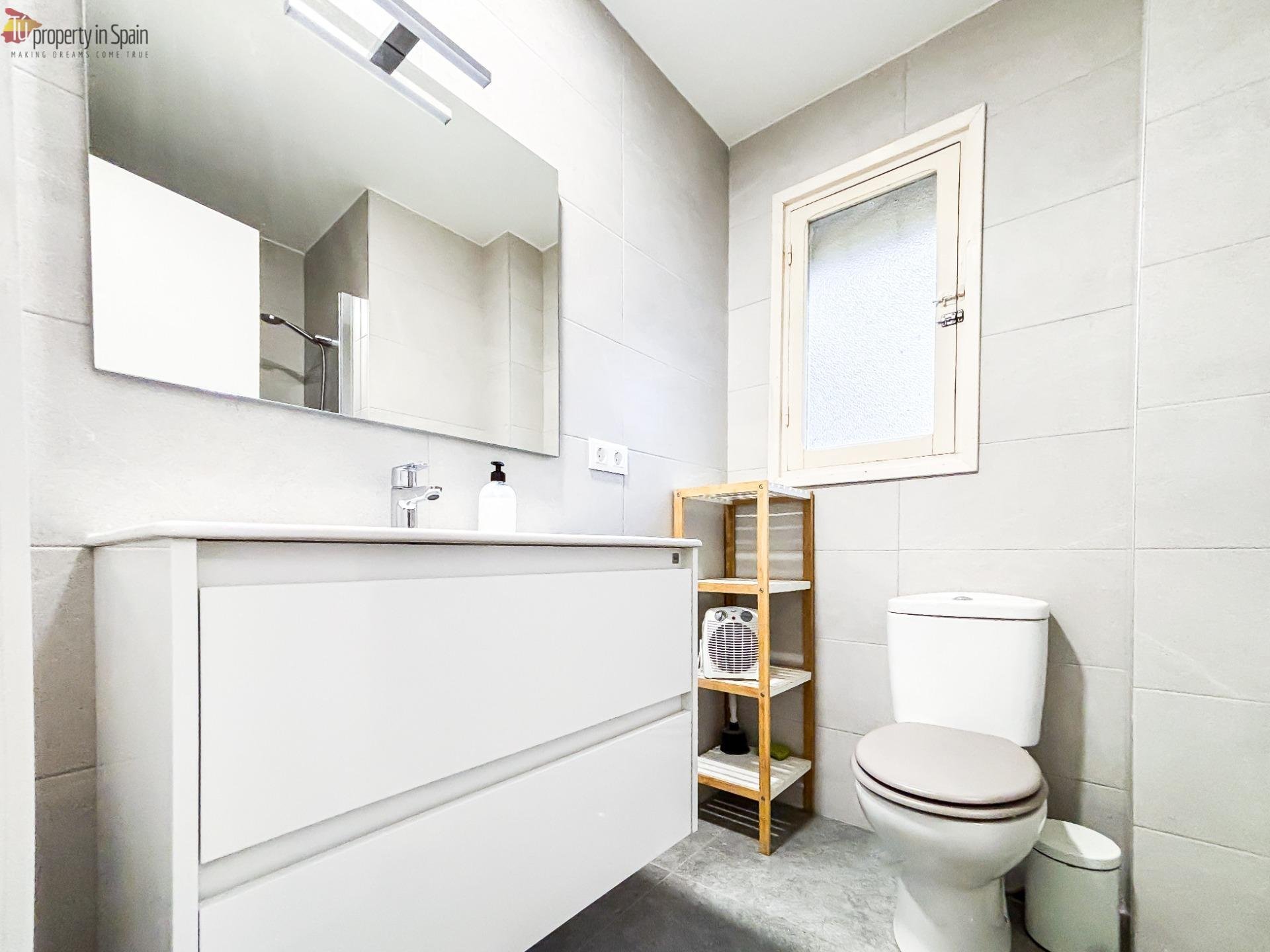 Habitación 84 m², Alicante