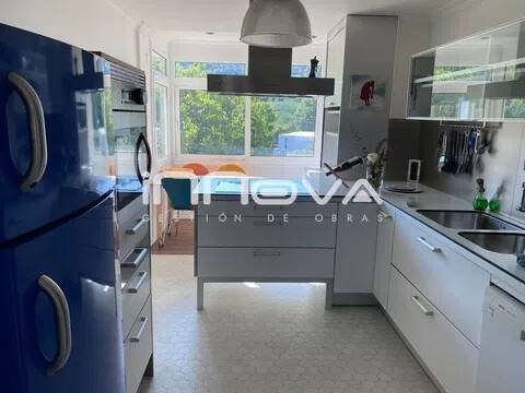 Piso de 240 m² en Poio