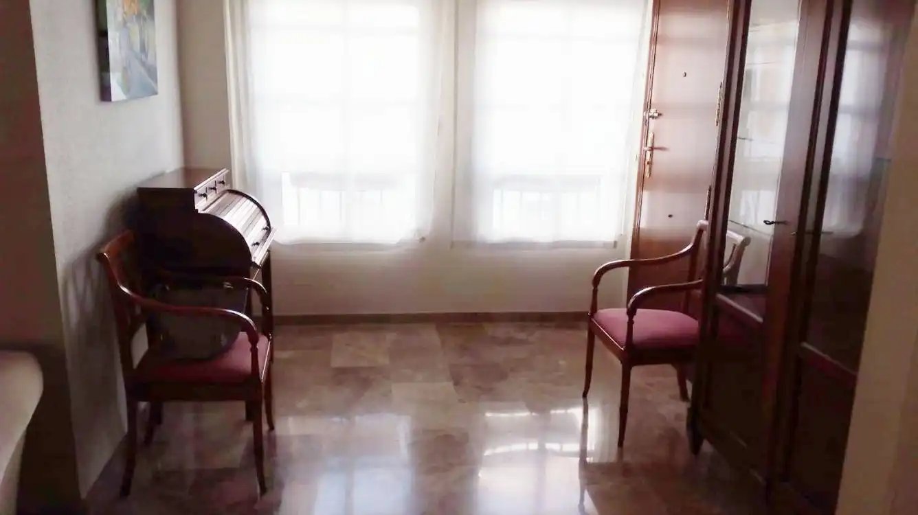 Pis de 75 m² a Còrdova