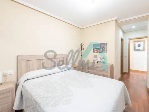 Piso de 103 m² en Oviedo