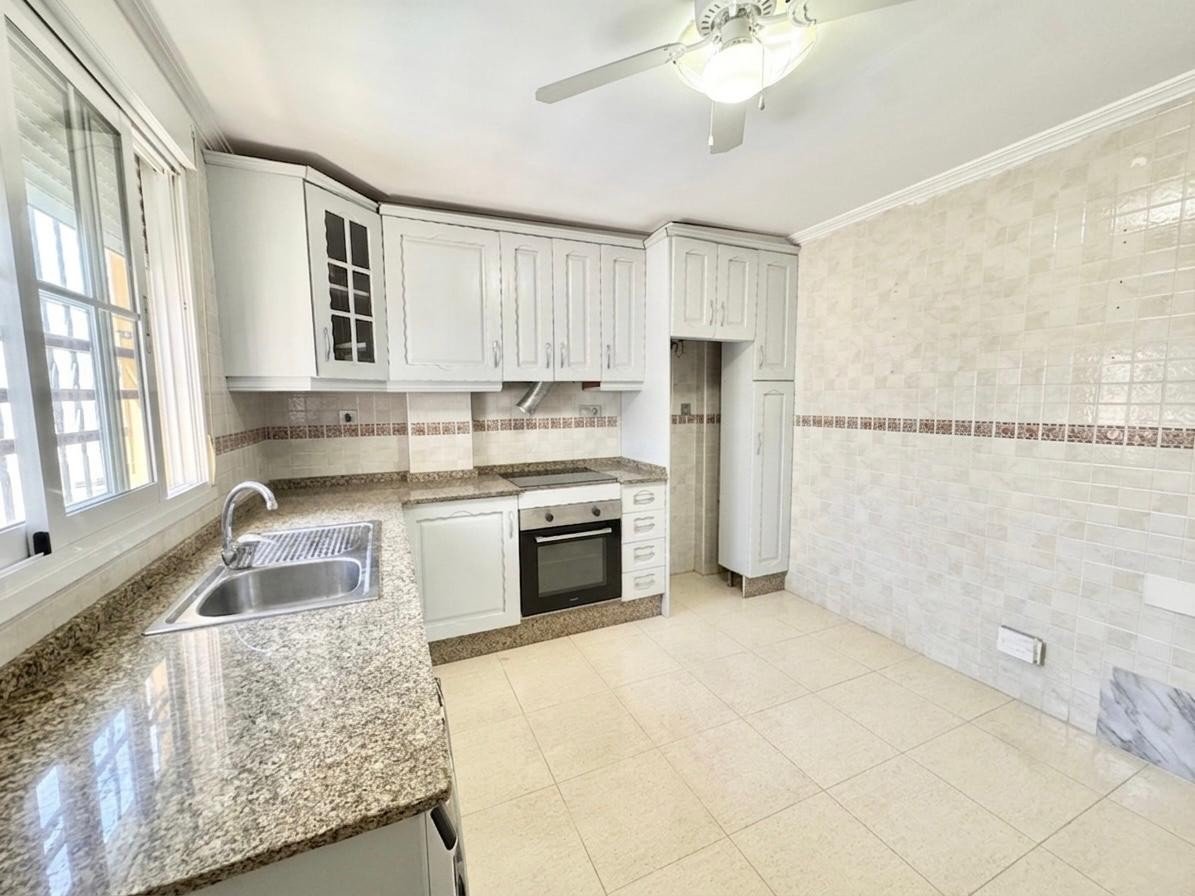 Casa de 100 m² en Orihuela