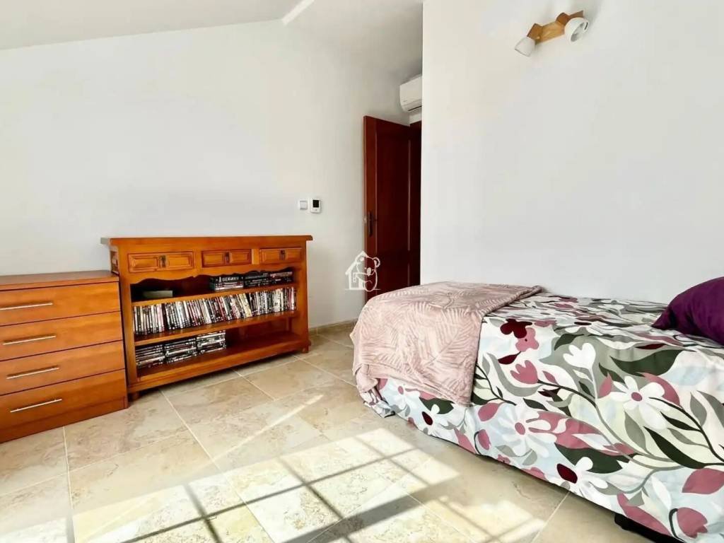 Casa de 130 m² en Orihuela