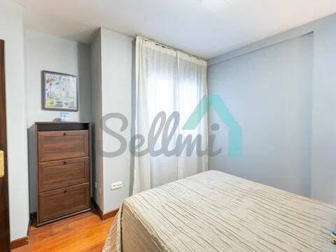 Piso de 55 m² en Oviedo