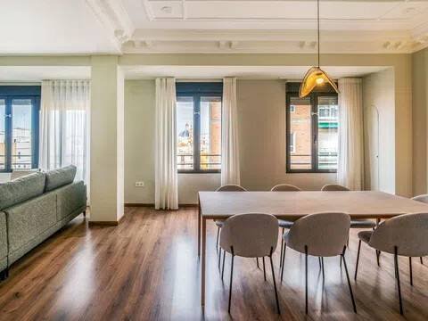 Apartamento 200 m² em València