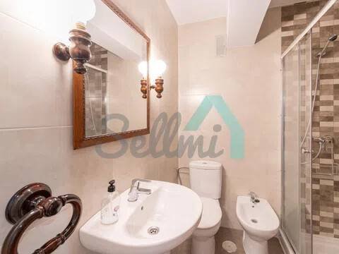 Piso de 85 m² en Oviedo