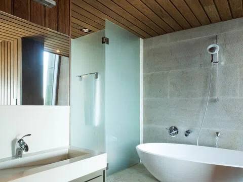 Casa de 496 m² en Vilaboa