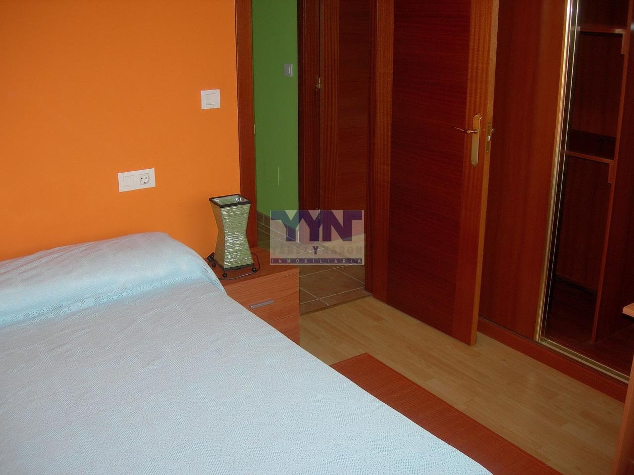 Piso de 88 m² en Narón