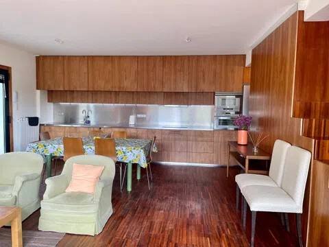 Piso de 215 m² en Cangas de Morrazo