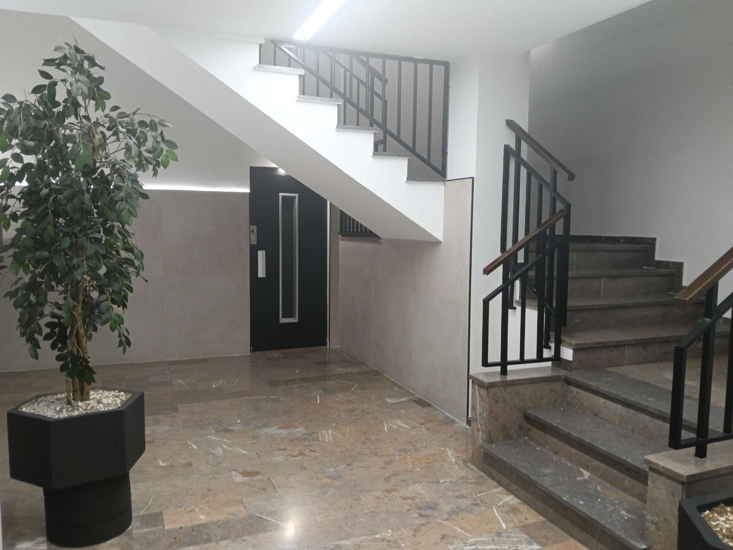 Piso de 85 m² en Zaragoza