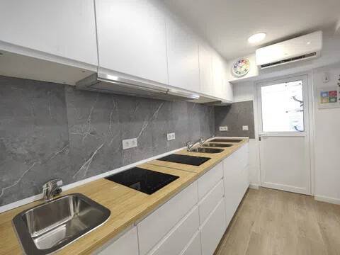 Chambre 80 m², San Juan de Aznalfarache