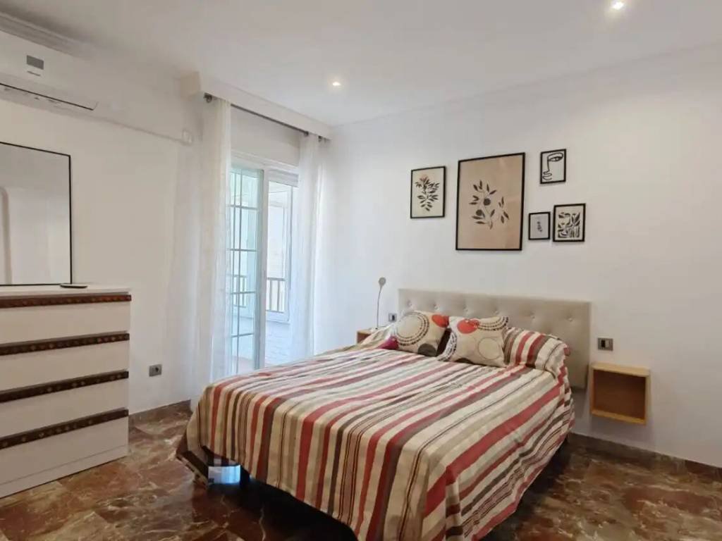Piso de 100 m² en Granada