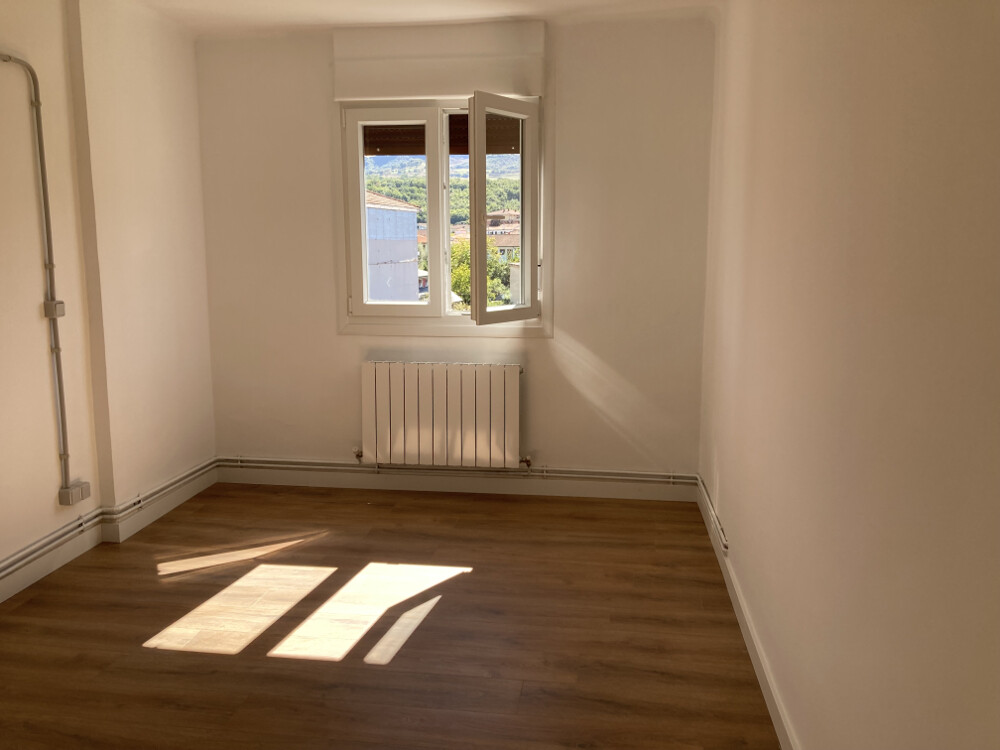Piso de 80 m² en Valle de Mena