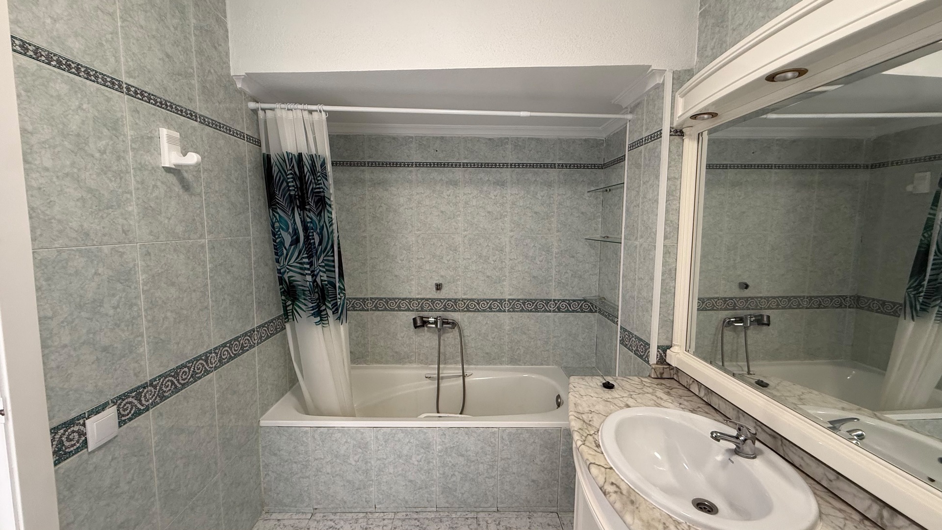 Piso de 80 m² en Sax