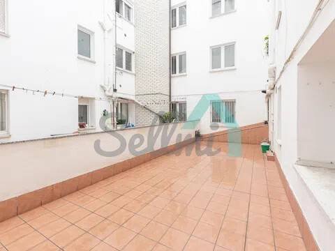 Piso de 95 m² en Oviedo