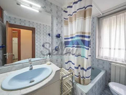 Piso de 80 m² en Oviedo