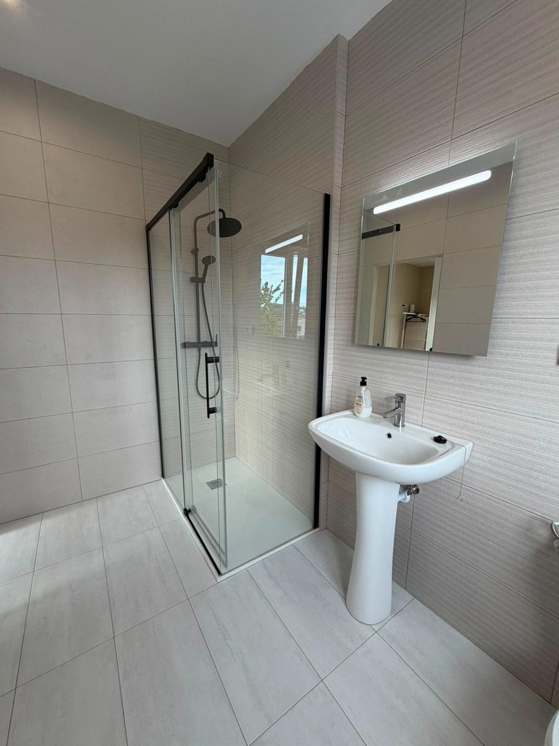 Casa de 328 m² en Gijón