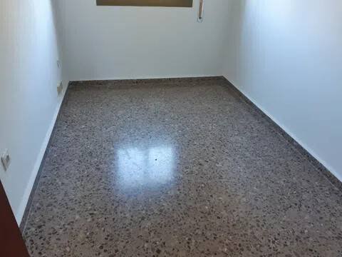 Flat 100 m² in Zaragoza