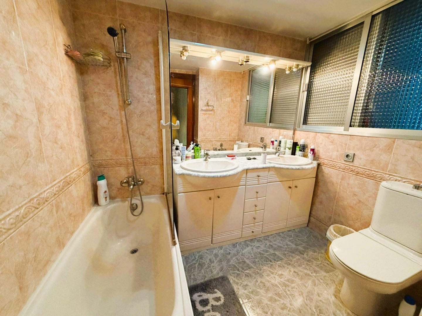 Appartamento 116 m² a Granada