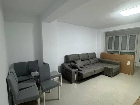 Piso de 100 m² en Almería