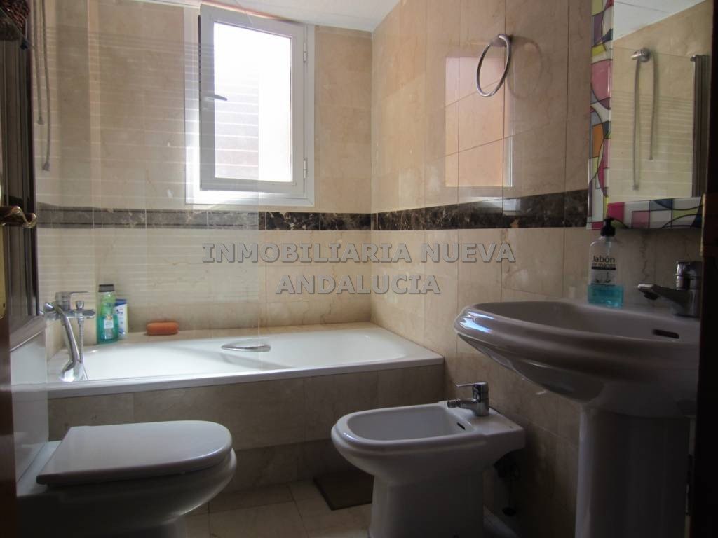 Piso de 95 m² en Almería