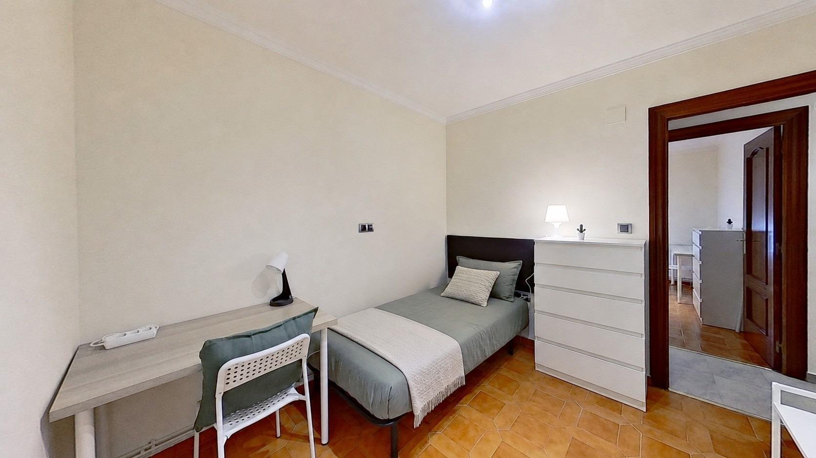 Habitación 97 m², Granada