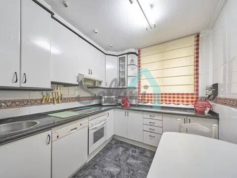 Piso de 106 m² en Oviedo