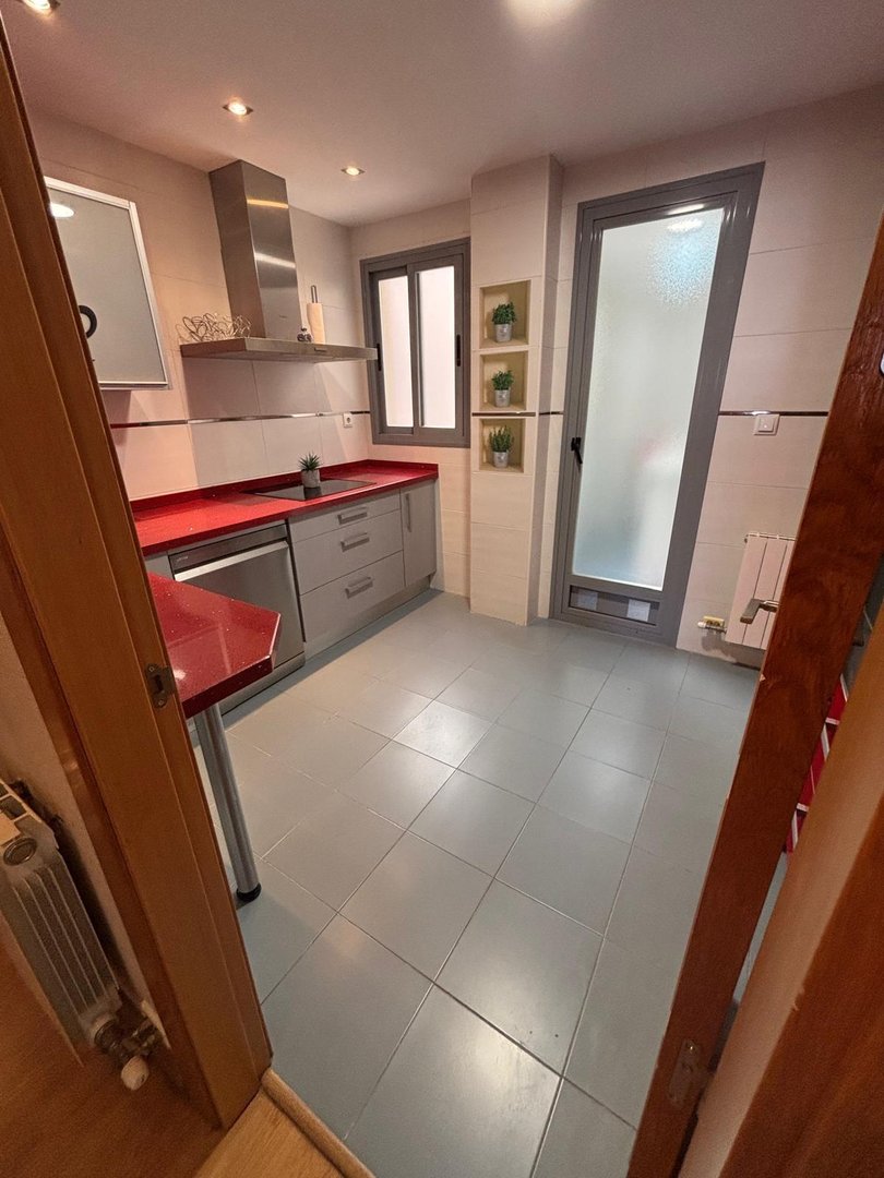 Wohnung 100 m² in Granada