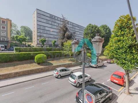 Piso de 120 m² en Oviedo