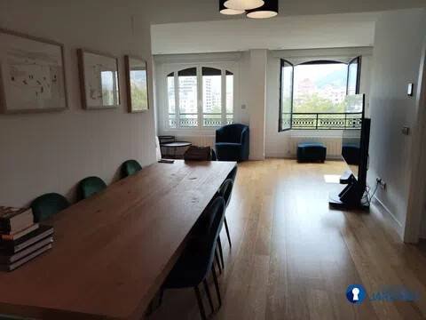 Piso de 142 m² en Bilbao