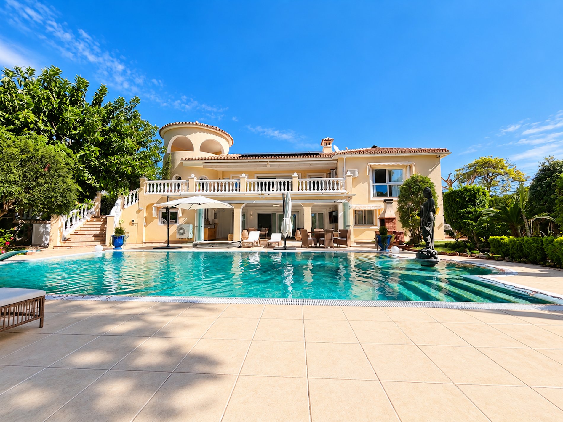 Casa de 572 m² a Marbella