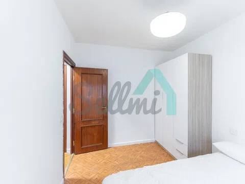 Habitació de lloguer, Oviedo