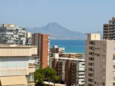 Piso de 84 m² en Alicante